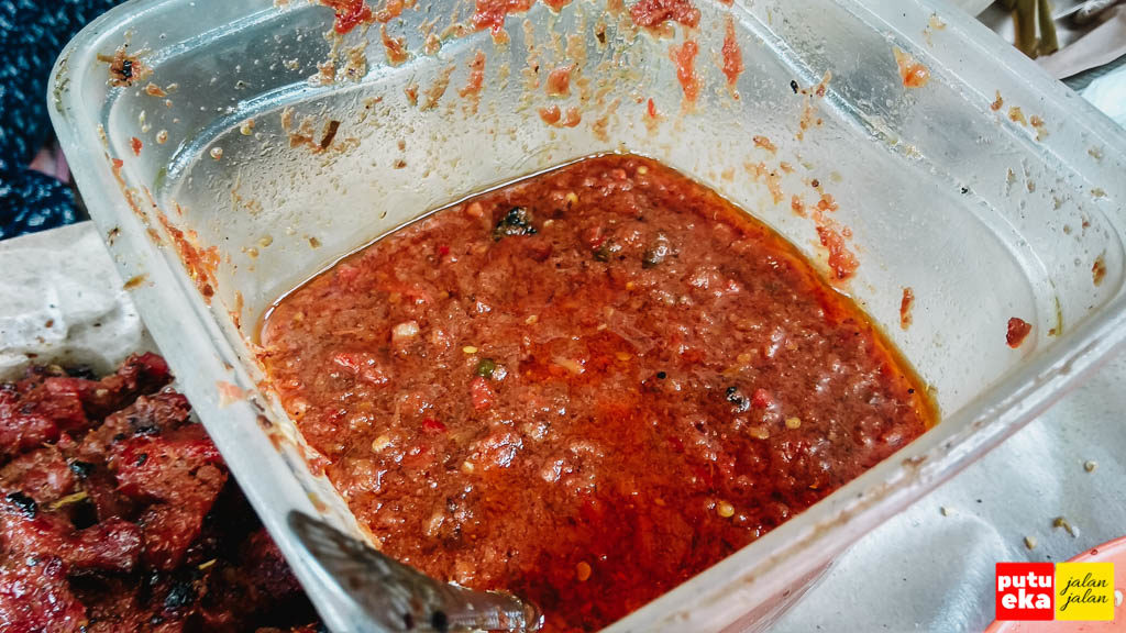 Sambal tomat untuk Sate Babi