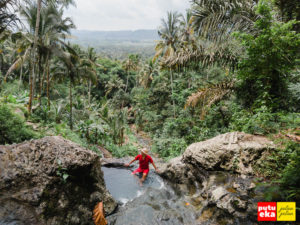 Air Terjun Gembleng dengan Kolam alami serta Panorama Indah Karangasem Bali